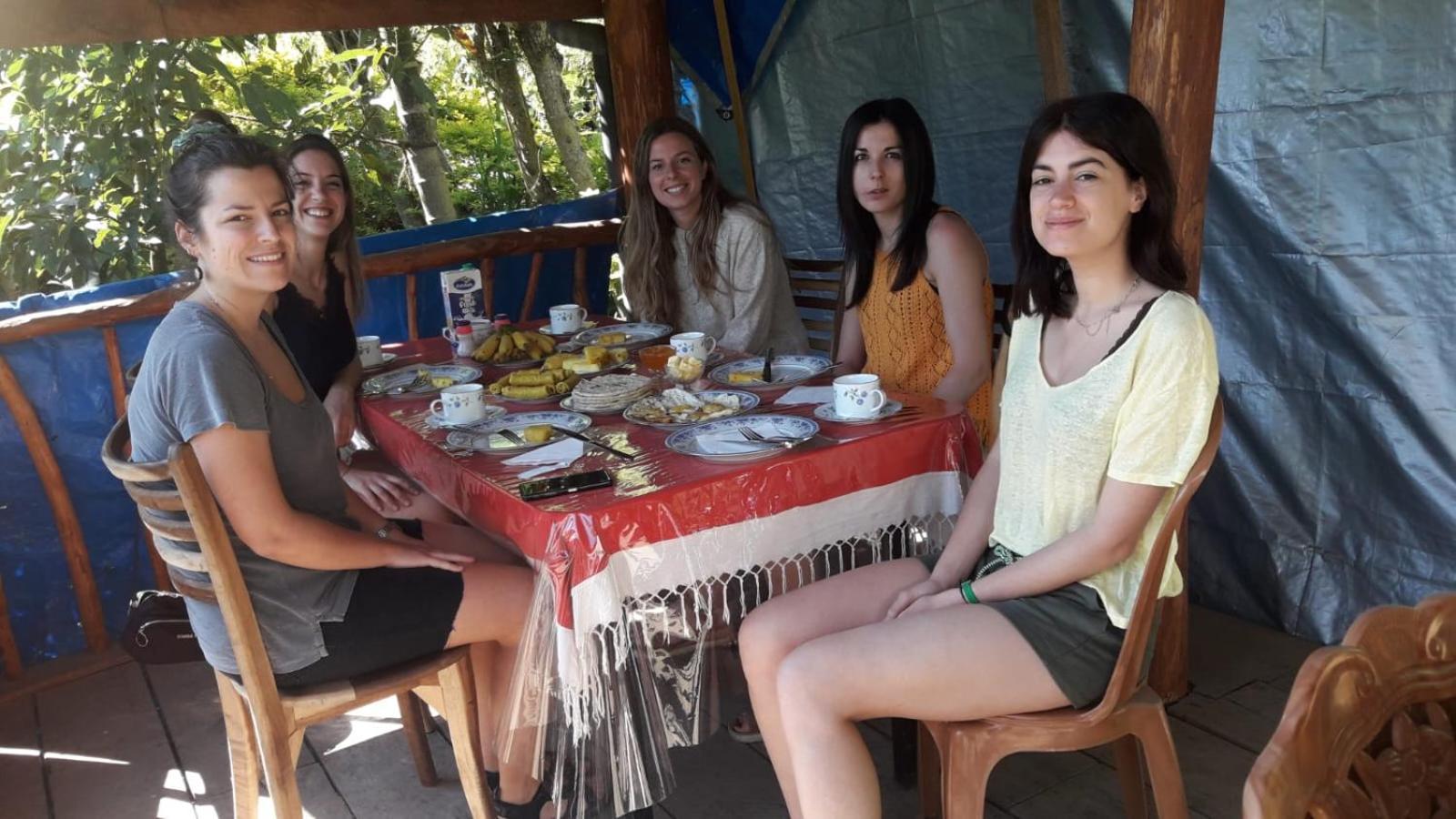 Rawana Mountain View Homestay Procida Oda fotoğraf